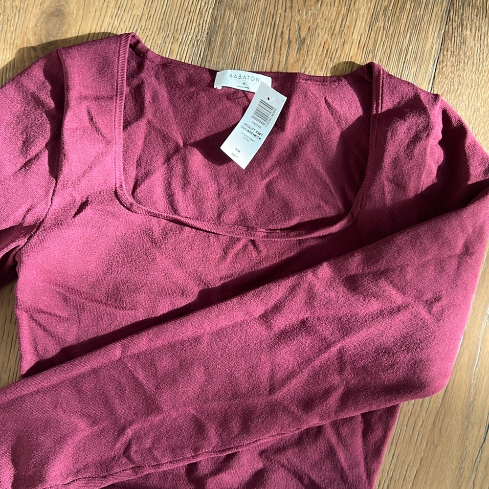 Aritzia Babaton Sculpt Knit Squareneck Top!